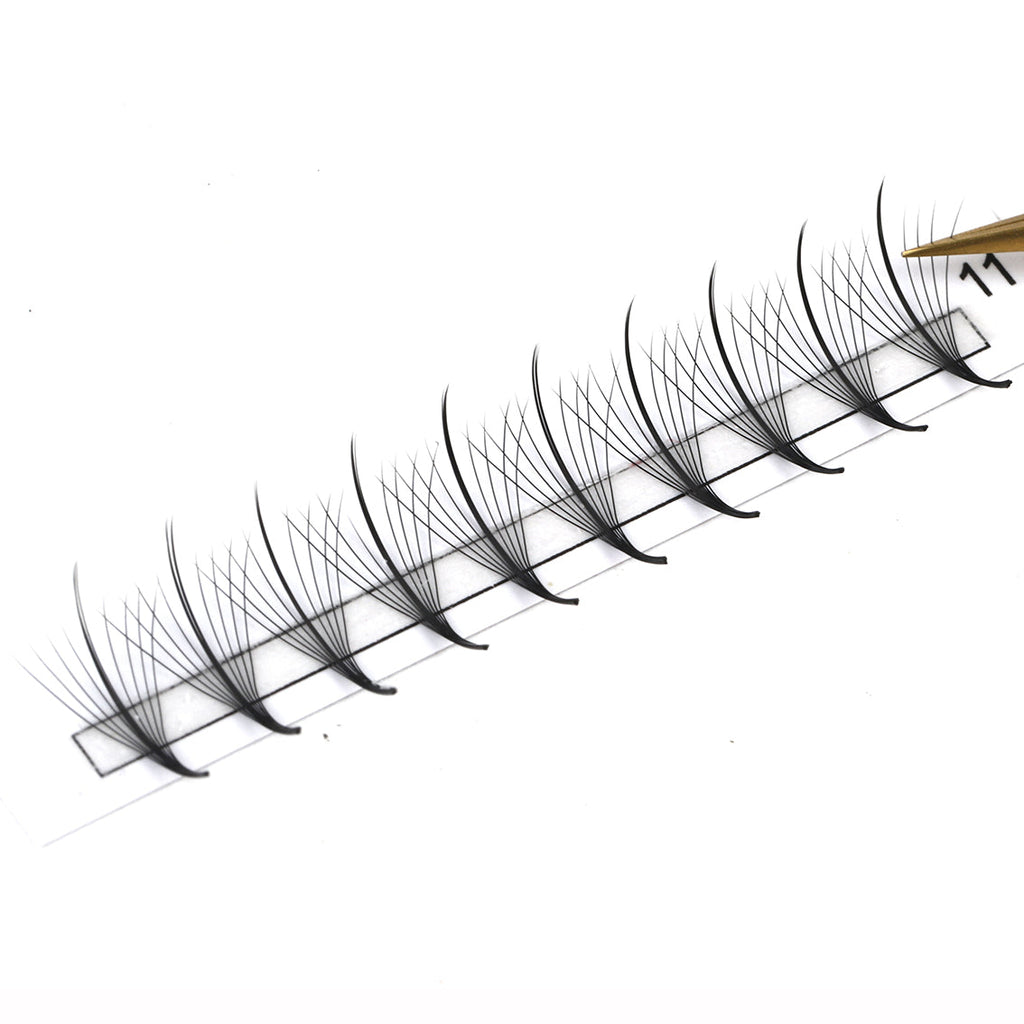 wispy lashes