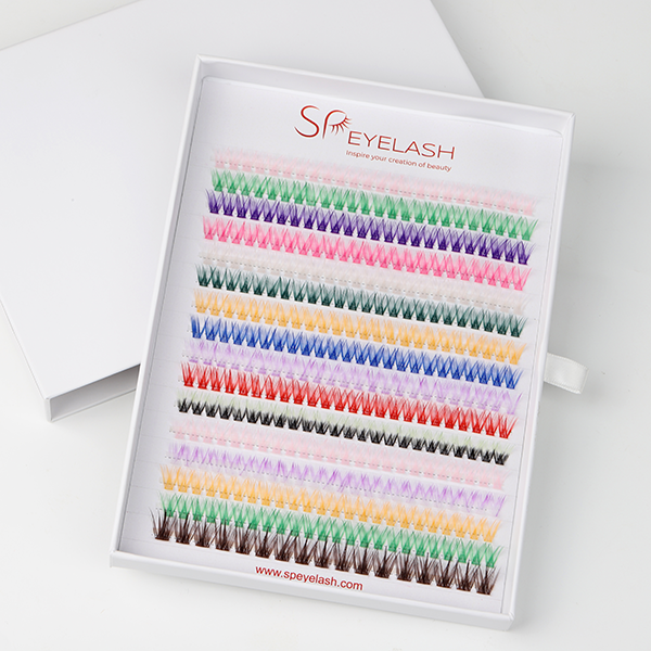 Cils dégradés colorés