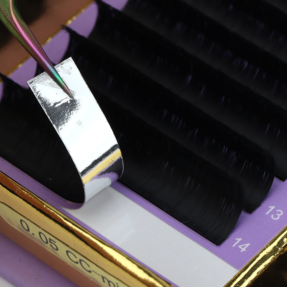 Extensions de cils en soie - J Curl